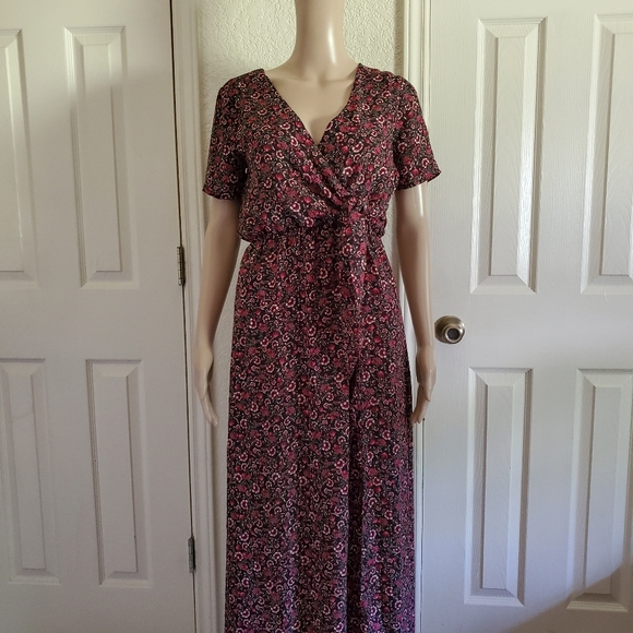 Danika Surplus Tie Front Maxi Dress - Picture 2 of 6